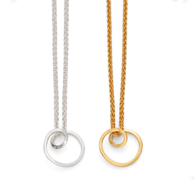 Loop d Loop tiny pendant