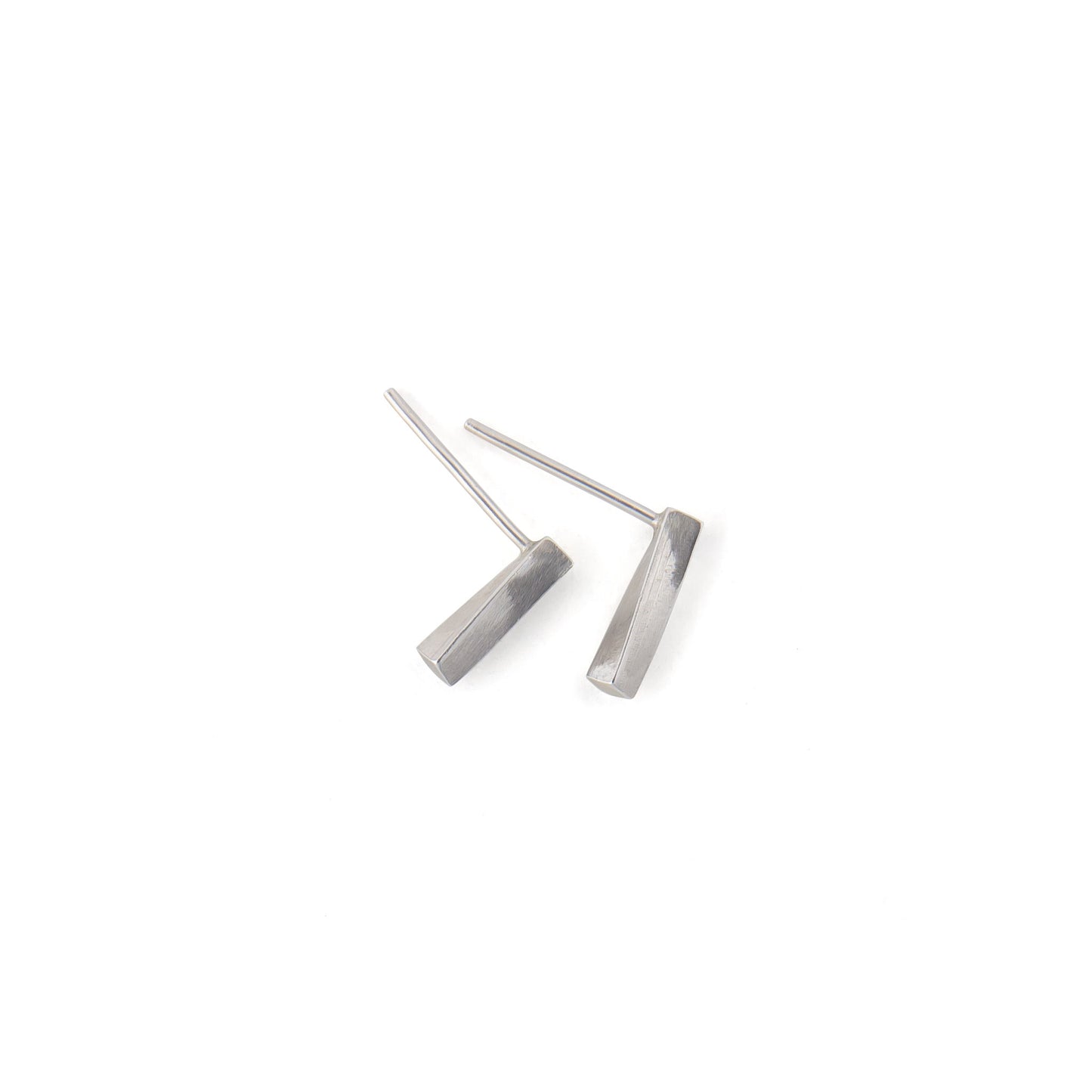 Square Twist silver stud earrings