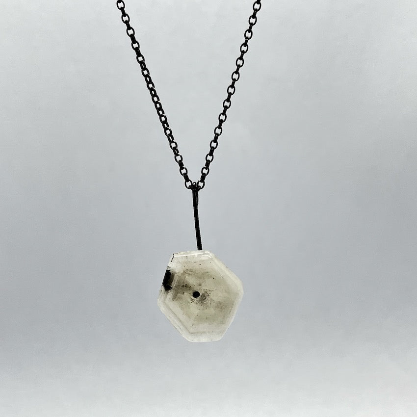 Kanndir Hexagonal Pendant