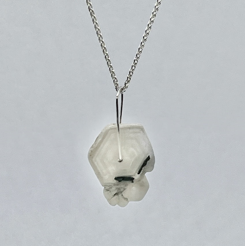 Kanndir Hexagonal Pendant